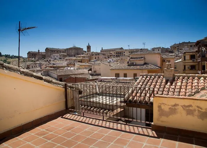 La Casa De Infantes By Ap * Toledo